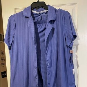 Thalia Sodi 2 piece purple lounge/night wear. Short sleeve top and long pants.